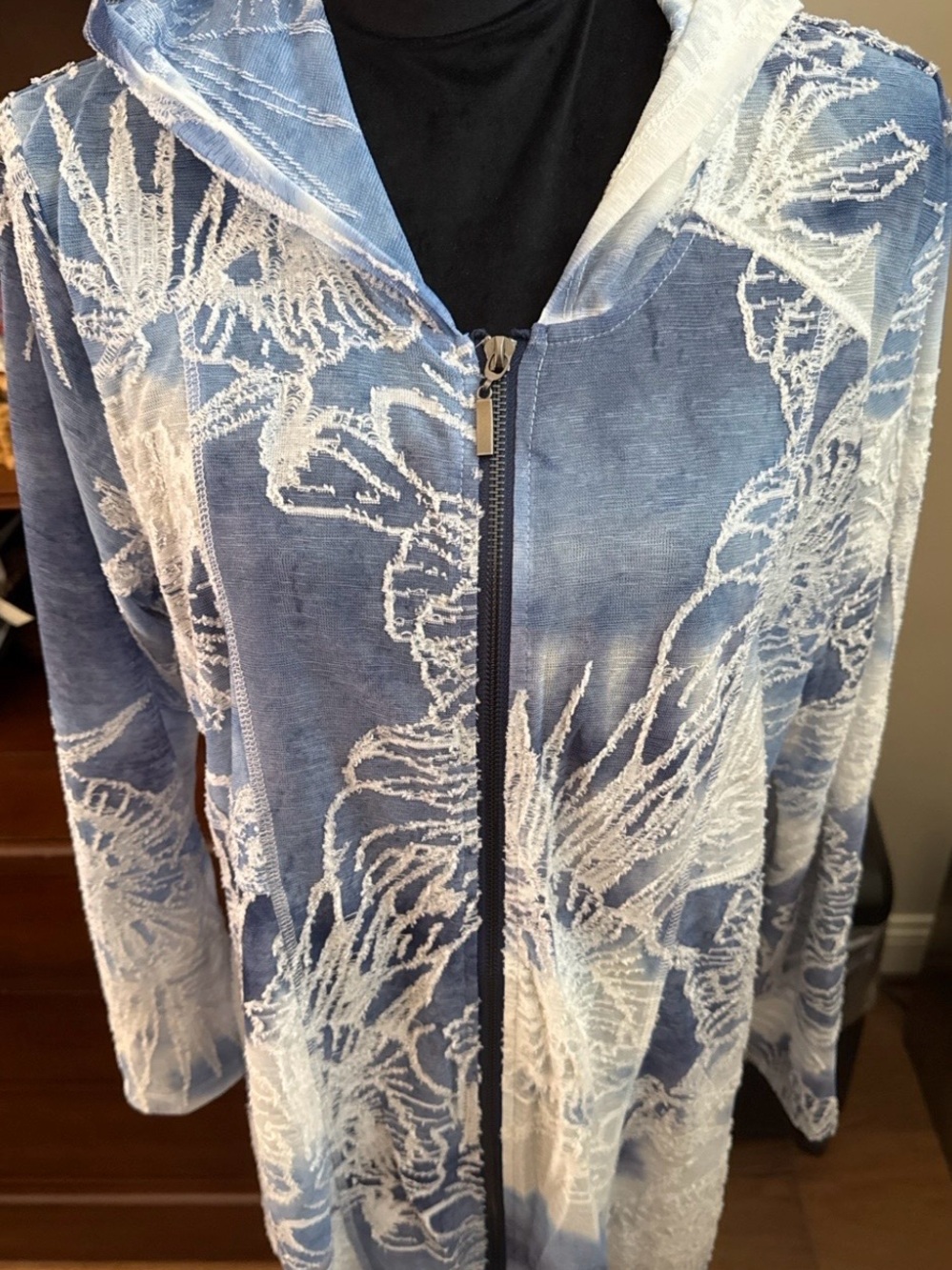Kamana Lightweight Blue & White Embroidered Zip Hoodie